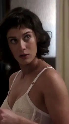 I have a primal urge to feel every inch of Lizzy Caplan's tight sexy body! 🤤🔥💦
