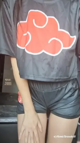 Are busty brunettes your type?