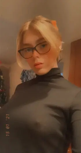 Good morning and happy friday! I hope you stay healthy