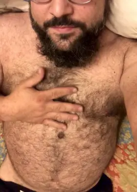 Like a little chest hair with your chub ?