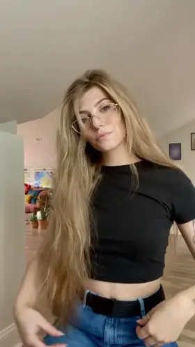 A sunkissed perky drop to pick you up during this gloomy fall day [oc]