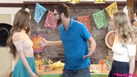 Cinco De Pie-O - Samantha Hayes, Anya Olsen - B/S/+1