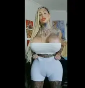 HEY PRETTY 🔥🔥⚡⚡👇🏻