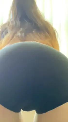 If you're looking for an Asian girlfriend with a fuckable ass, hi, I'm Mimi [oc]