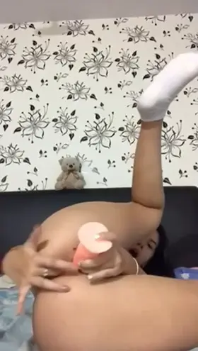 Damn i love it in the both holes