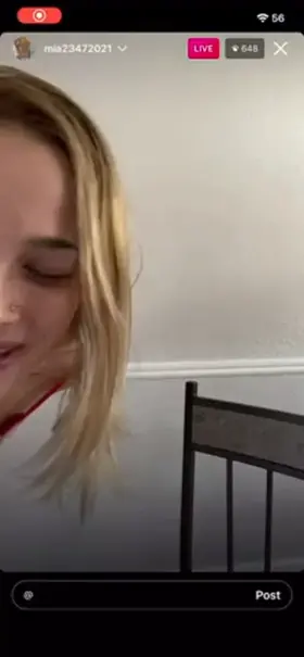 Full Bend Over Flash (More on Twitter @LiveFlashes)