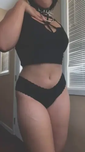 Would you wanna play with a 5ft 1 submissive for white cock filipina like me?🤍😈🥺😘