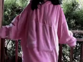 Revealing my tiny body from under this huge sweater 💖(4’10”)