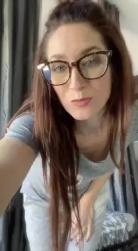 13 weeks pregnant trying to make you smile 🤪