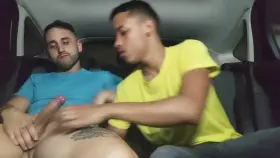 me and my friend fuckin the parking attendant 🥵 if you want to see the full video in the link in comments💘