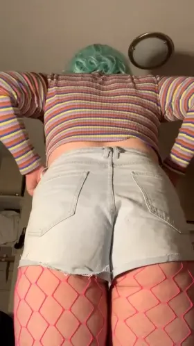 What do u think of my new booty shorts? 👀