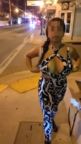 Having a Desi wardrobe malfunction on the sidewalk...oops