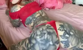 Merry Christmas twerking!