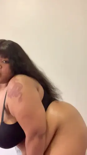 Could I please dance for you😇