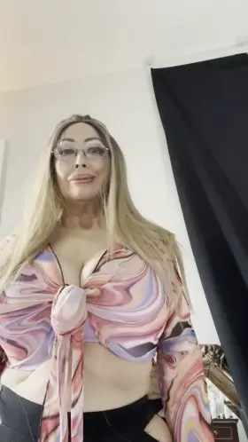 taking of my clothes for you babe 🥰 Check out my profile and watch me taking of my underwear too 😈