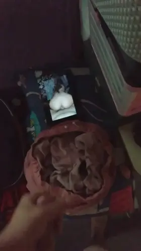 Cumming on my gf's pajamas