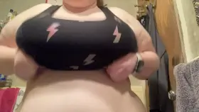 I love freeing my tits after a workout [OC]