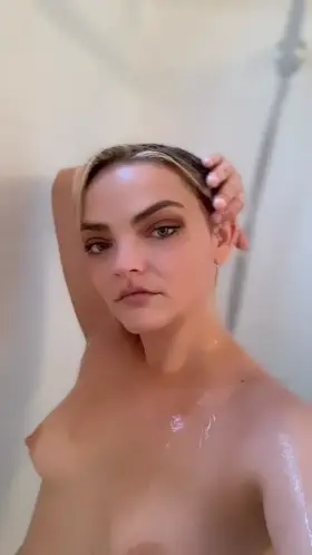 Help me wash my petite little body