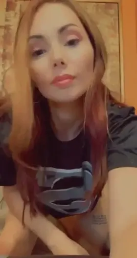 Do I hide my 32 natural DDD titties well?