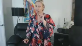 Just having a little fun in my office .. 👉 Enjoy 😉 xx 56yo (f) (OC) 🇦🇺