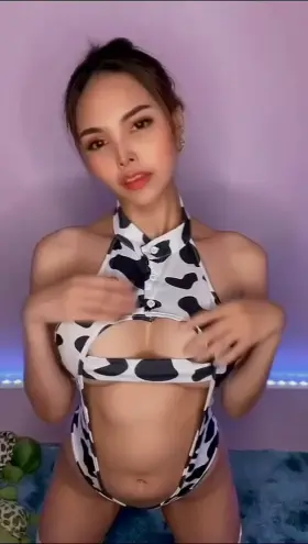 do you want a personal cow girl 🐮 (OC)