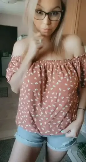 I love showing off my natural DDs (drop)