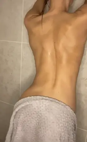 would fuck a turkish girl like me raw in the shower