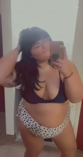 do you like me in my bikini, daddy? 👙