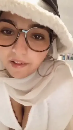 Hey Habibi, would you fuck me roughly?