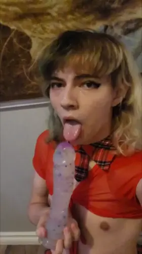 Hope you all have fun humiliating me while I choke on my dildo for you ❤️