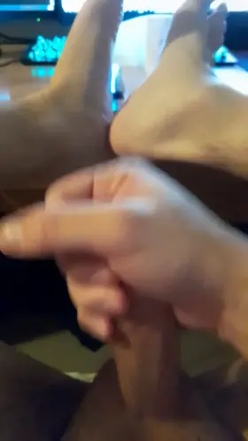 hey, im a 21 year old Male. that is my first time recording myself masturbating. So be nice and tell me what you think