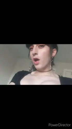 New dress and my tits are looking amazing 😇