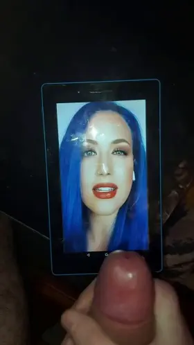 Alissa White-Gluz cum tribute