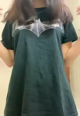 Do you want to come over and fuck me in my pajamas? ❤️