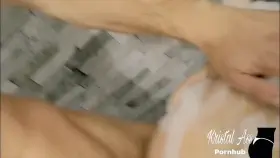 Milf baisu00e9e par une grosse bite se fait remplir la chatte de sperme