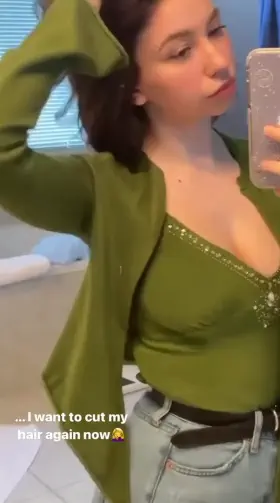 Katelyn Nacon is stacked