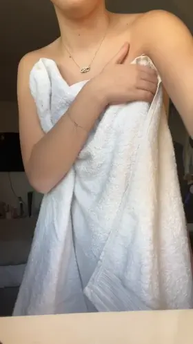 19y/o horny university student at your service :)