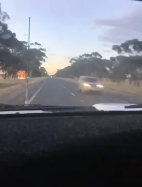 Hope the drivers enjoy this little flash 🙈💋 (f)