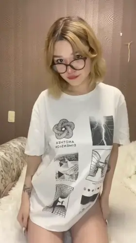 I want you to treat me as you sex slave....