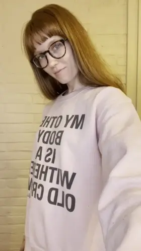 It's 4am and my cats woke me up- anyone awake to look at my petite little body?