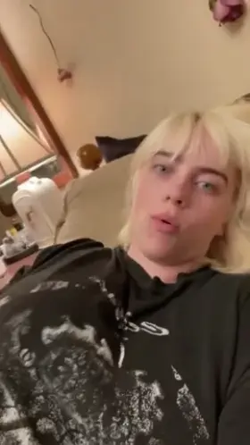 Who actually expected Billie Eilish to have massive boobs?