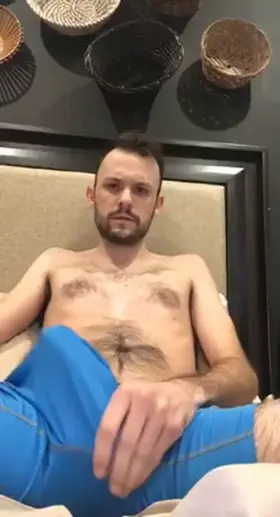 I wonder if my date tonight will get the same view you get 😈