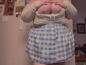 can you please cover my tits in cum? 🥺💘