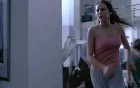 Leelee Sobieski in The Glass House (2001): Poetry in Motion