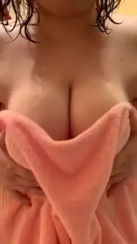 do you like a 2000s girl, Sir? 🎀 [OC]