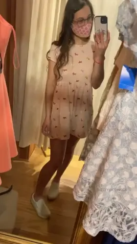 Psst....if ive got a crush on you, you’ll get loads of cute videos like this when I’m out shopping