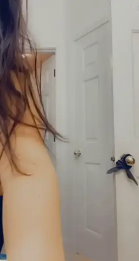 Ass Clapping Brunette Jiggling Thick