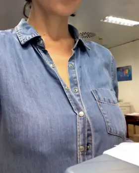 Flashing office tiddies