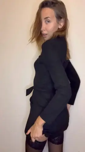 If u eat ass, does mine look tasty to u [f]