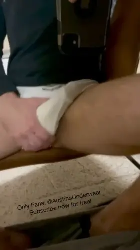 Cum worship daddy’s crotch and cock!